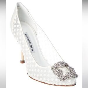 NWB Manolo Blahnik Hangisi 41 Lace